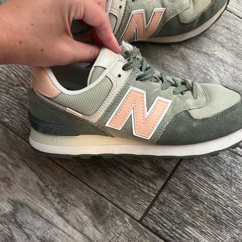 New Balance Women's Olive and Peach Sneakers